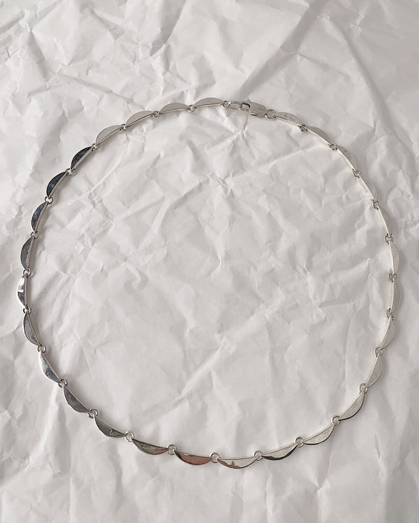 Crescent link necklace