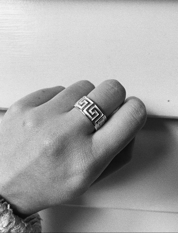 Meandros ring