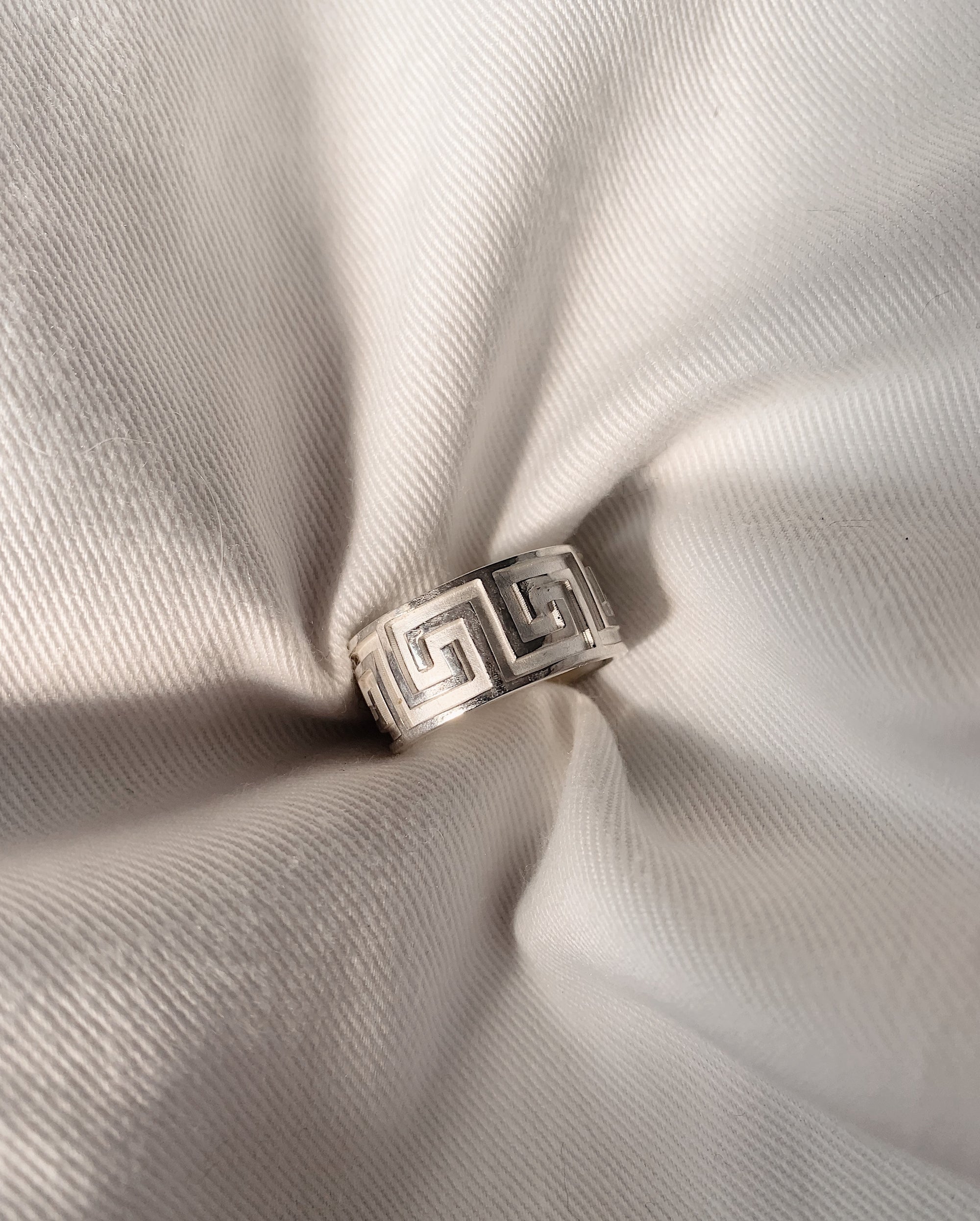 Meandros ring