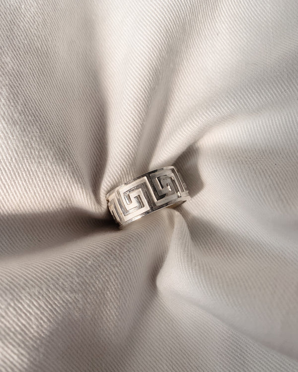 Meandros ring