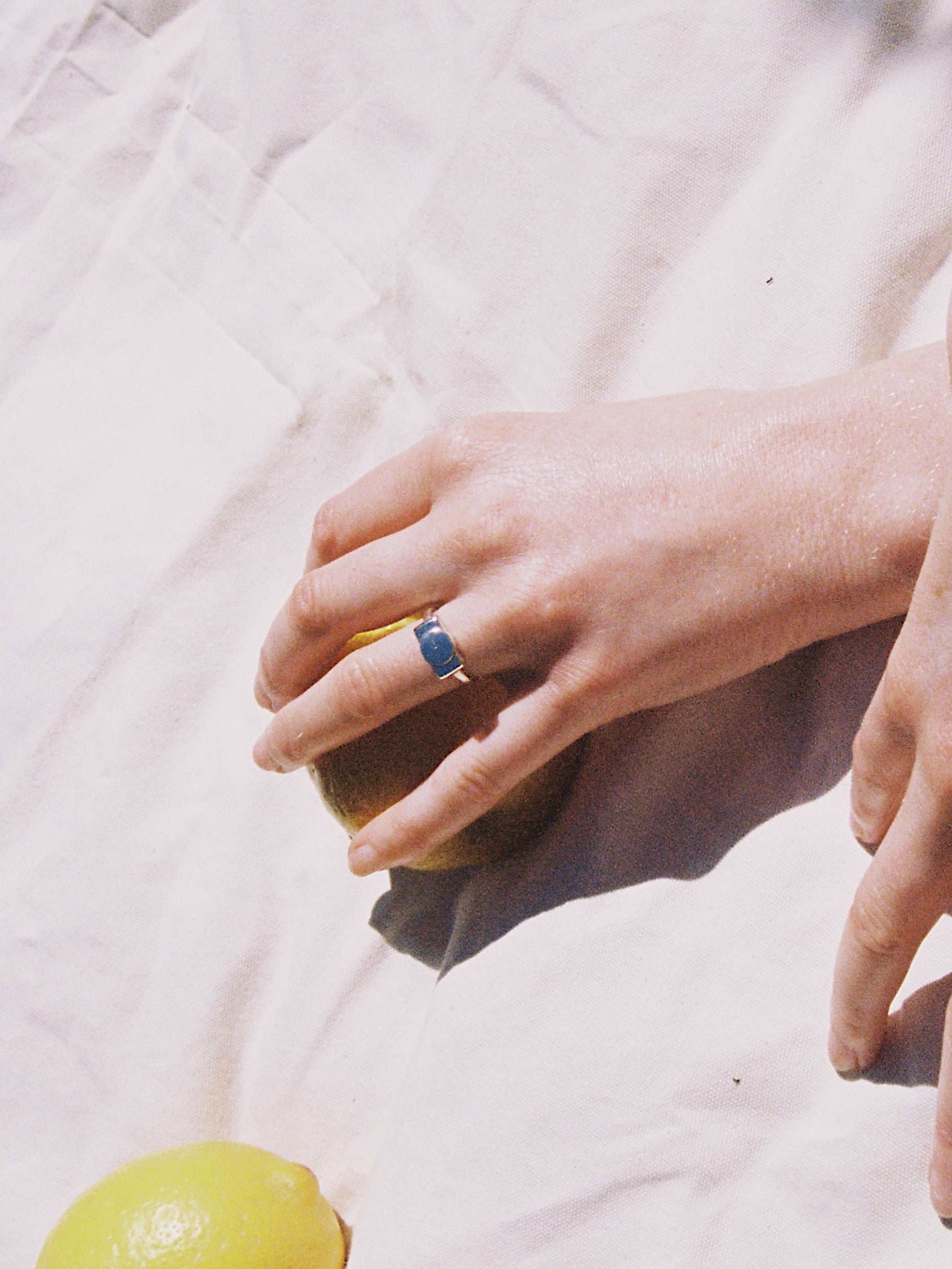 Ionic ring mini