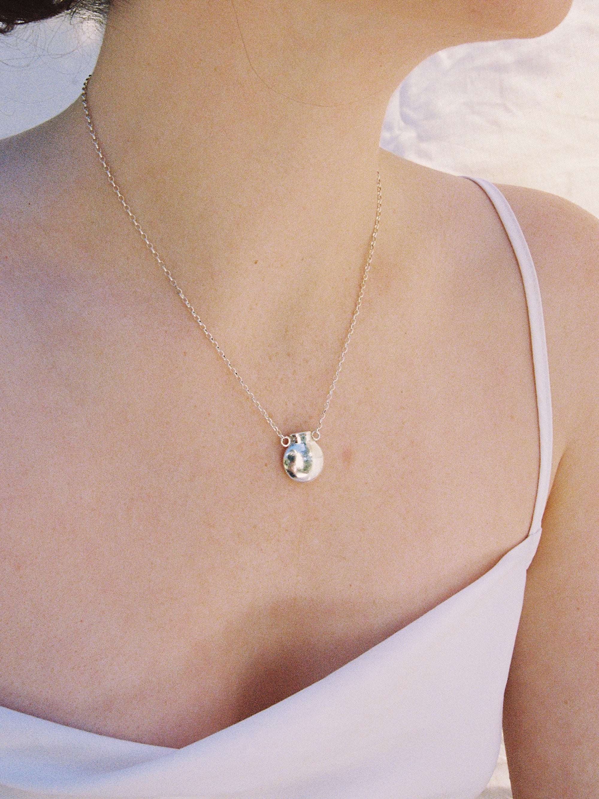 Amphora pendant