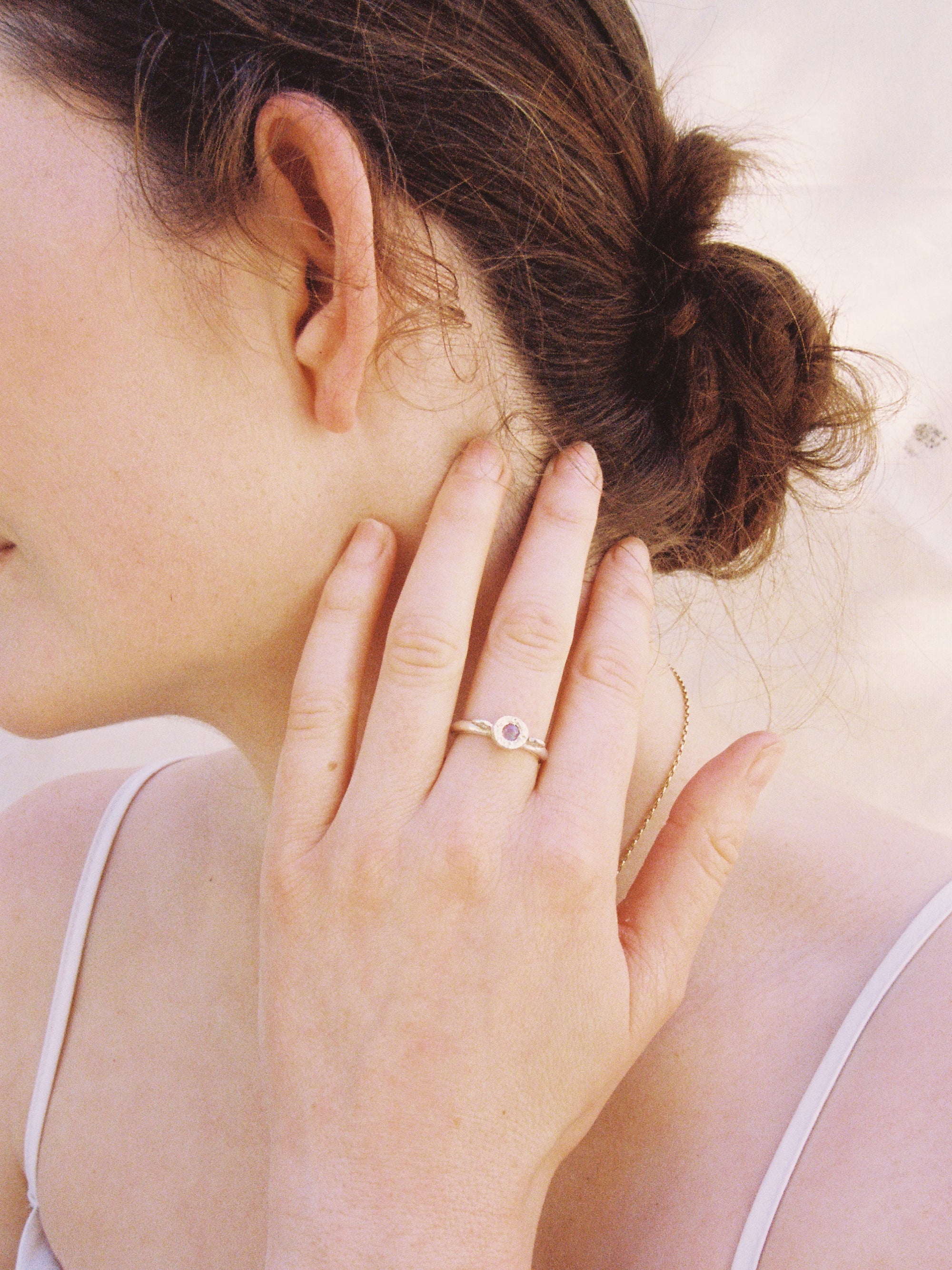Amphora ring