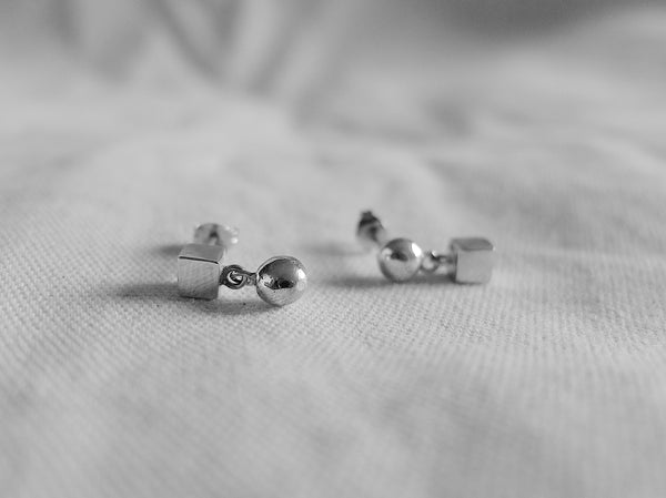 Form Studs