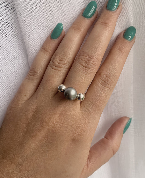 Raro Pearler ring