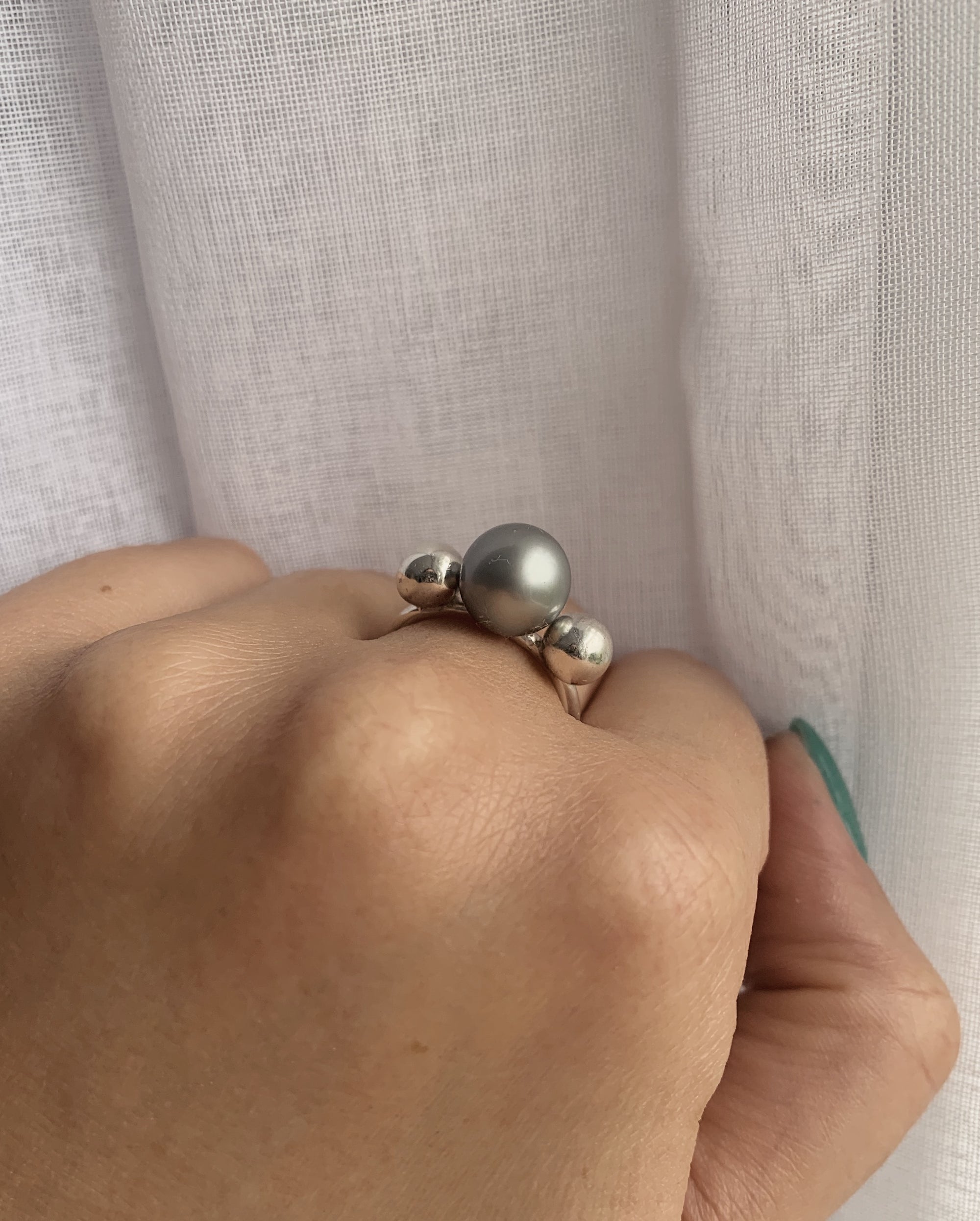 Raro Pearler ring